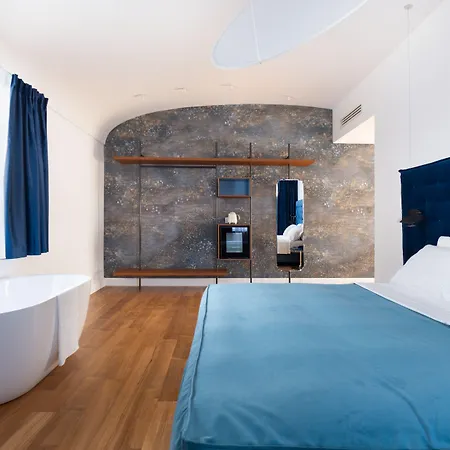 بيت ضيافة Palazzo Martinelli 4*