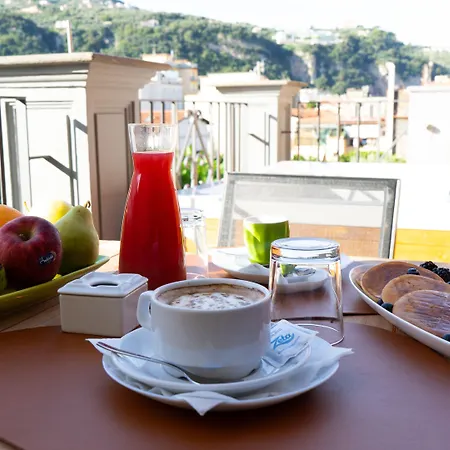 Palazzo Martinelli 4* ソレント