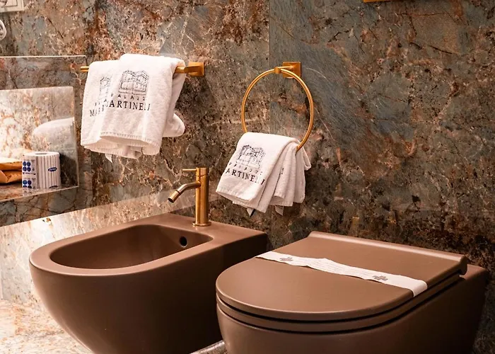 Palazzo Martinelli 4*